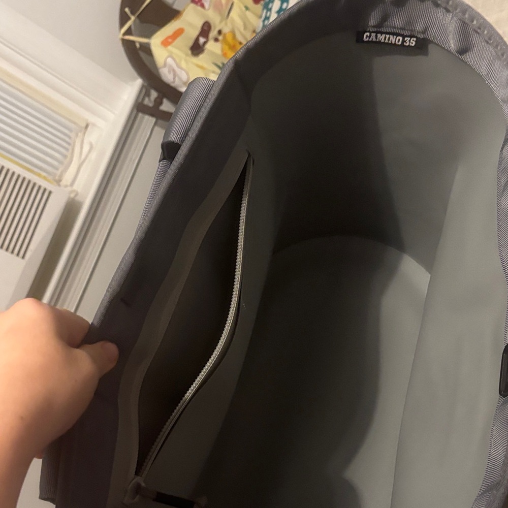 YETI Charcoal Camino 35 - Picture 4 of 5